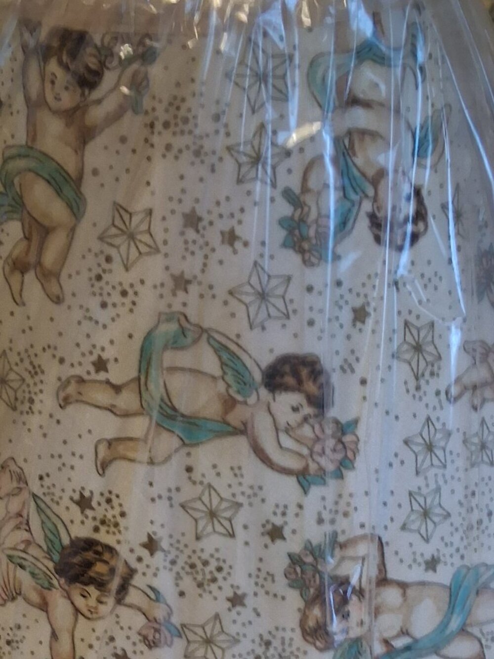 VINTAGE LAMP SHADE WITH ANGELS ON IT